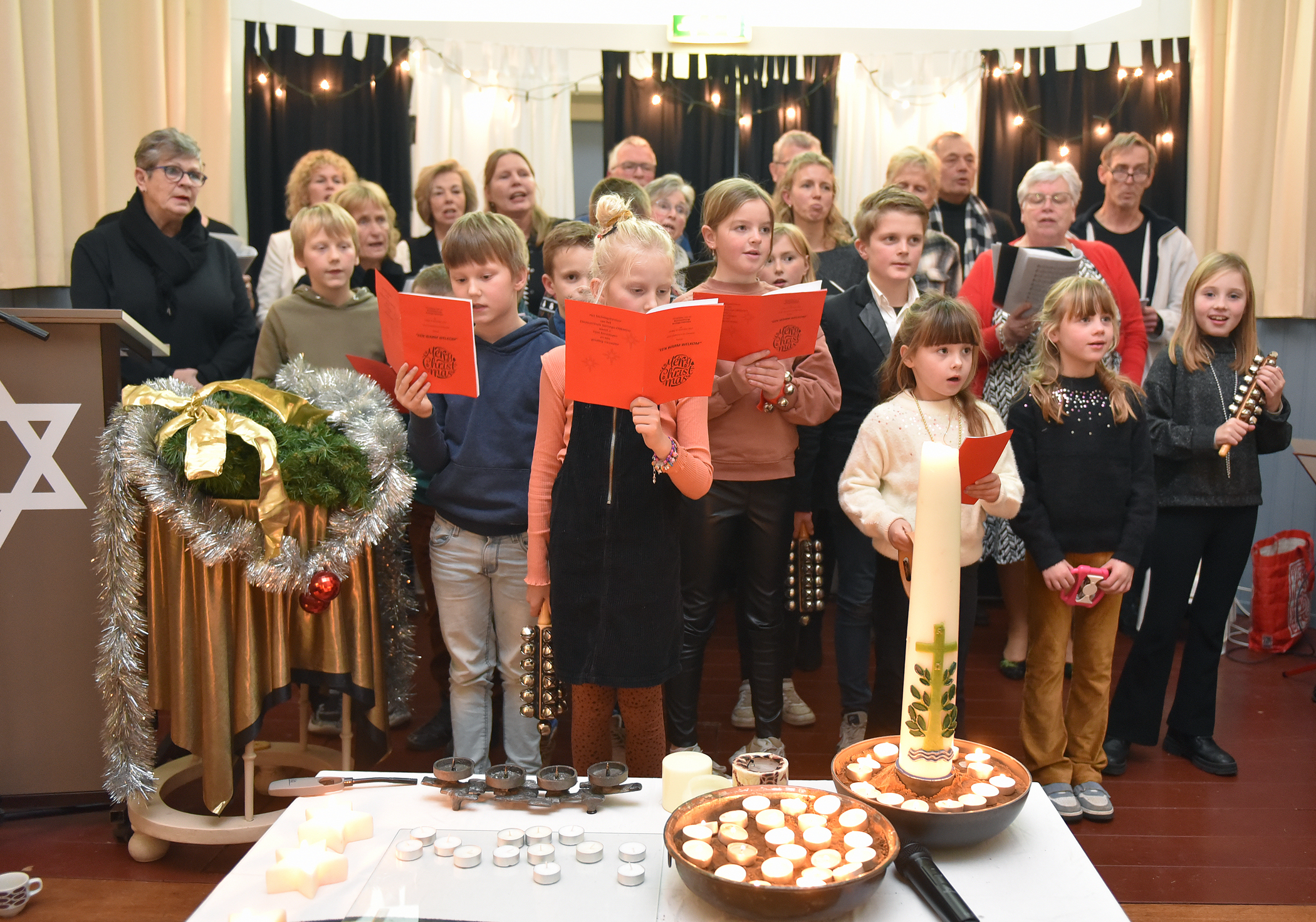 Een warm welkom' bij Kerstsamenzang in Oldetrijne